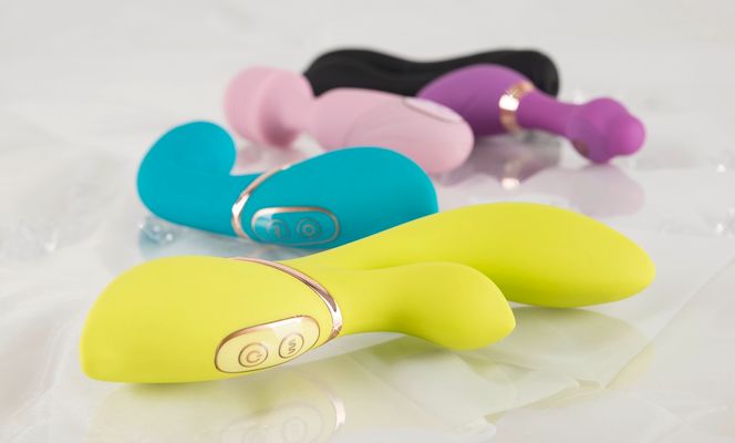 vibrator klitoris stimulere kvinner sexleketøy orgasme tilfredstille womanizer hjelpemiddel damer rabbit bullet g-pungt